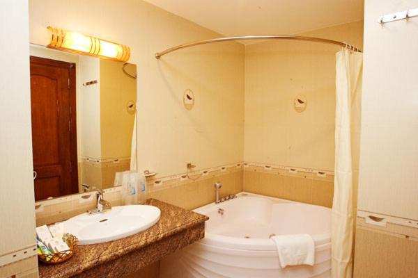 Tan Hoang Long Hotel Ho Şi Min Dış mekan fotoğraf