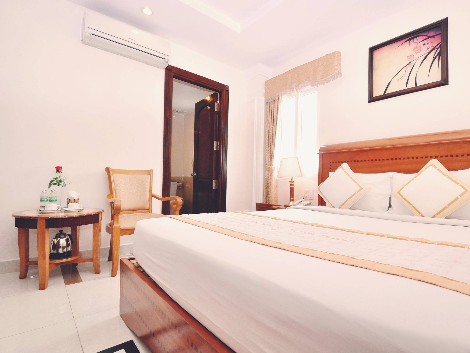 Tan Hoang Long Hotel Ho Şi Min Dış mekan fotoğraf